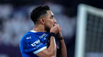 عودة سالم الدوسري.. ينضم لتدريبات الهلال الجماعية في السعودية